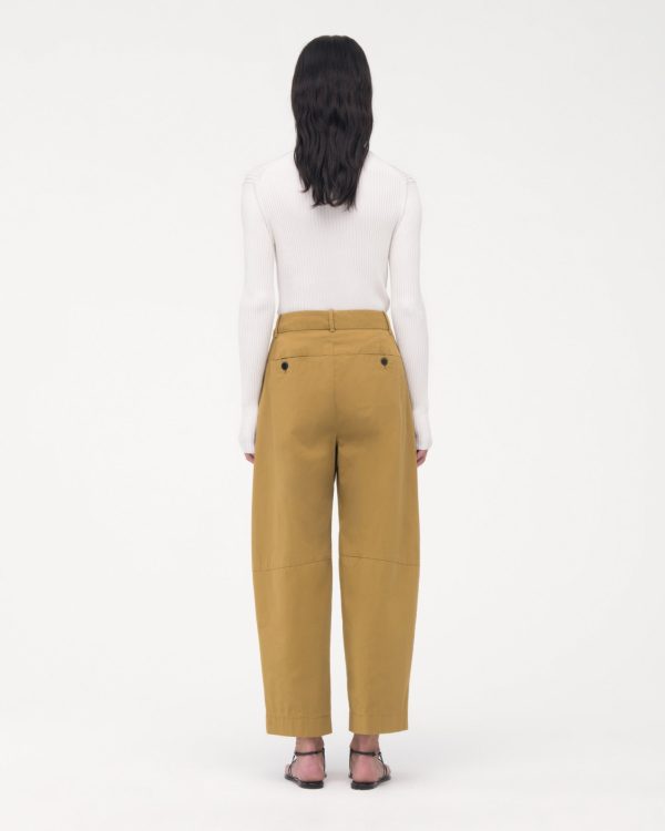 Curved Chino - Image 13